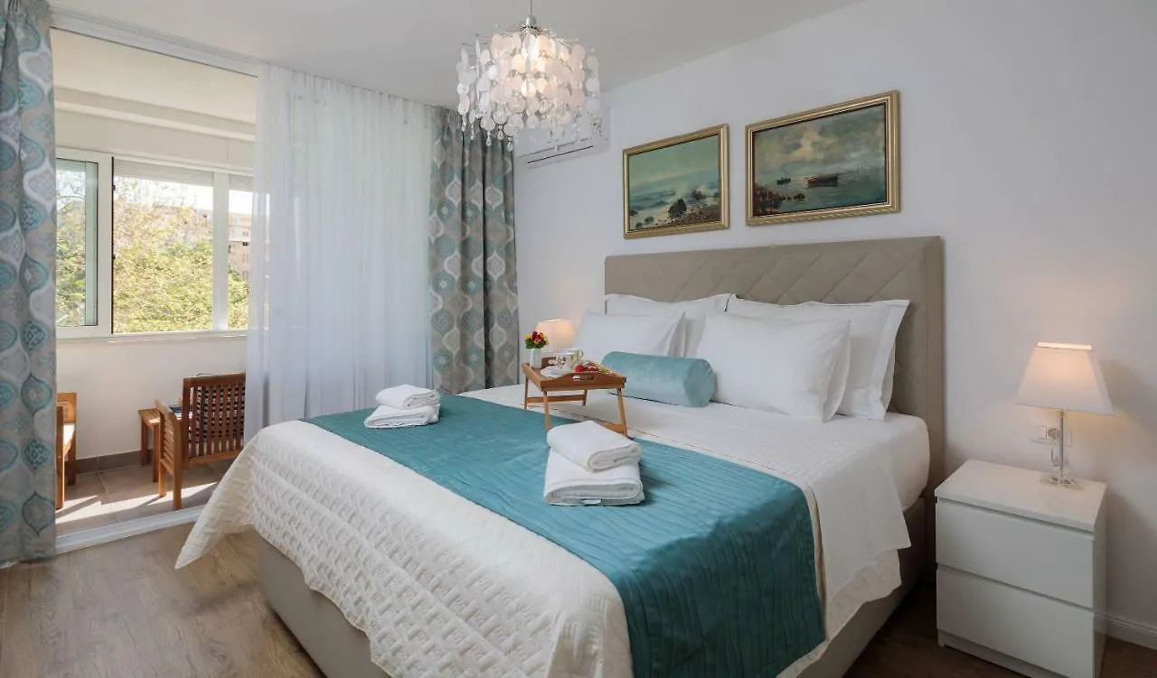 Apartment Amoretta With Parking Split
