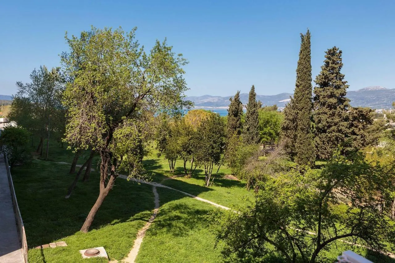 Apartment Amoretta With Parking Split