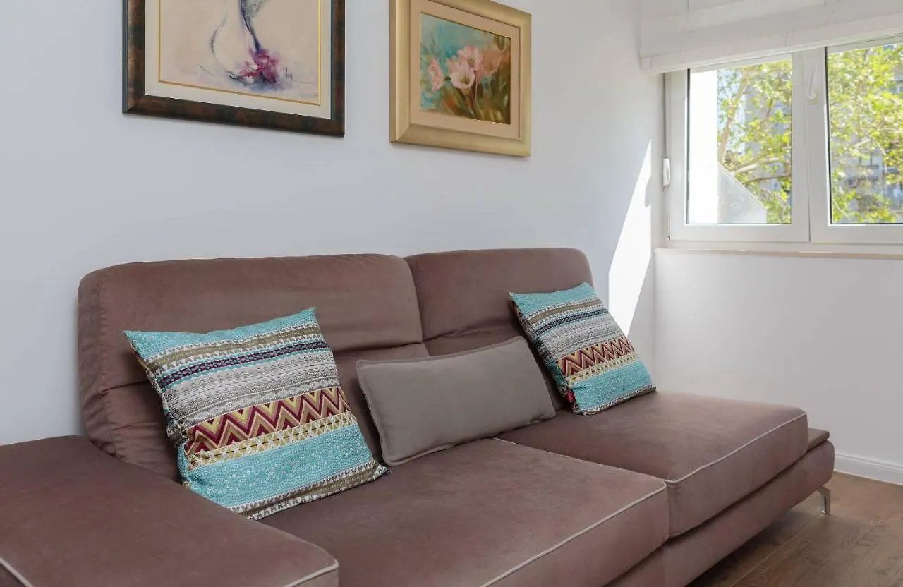 ספליט Apartment Amoretta With Parking